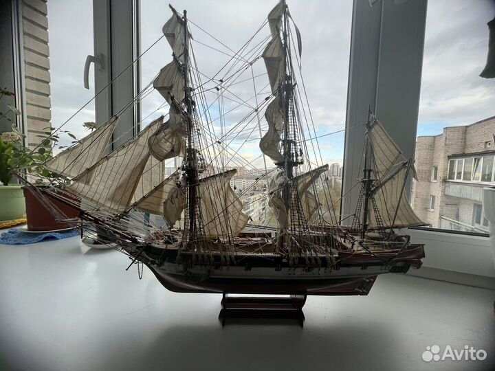 Сборная модель корабля из дерева