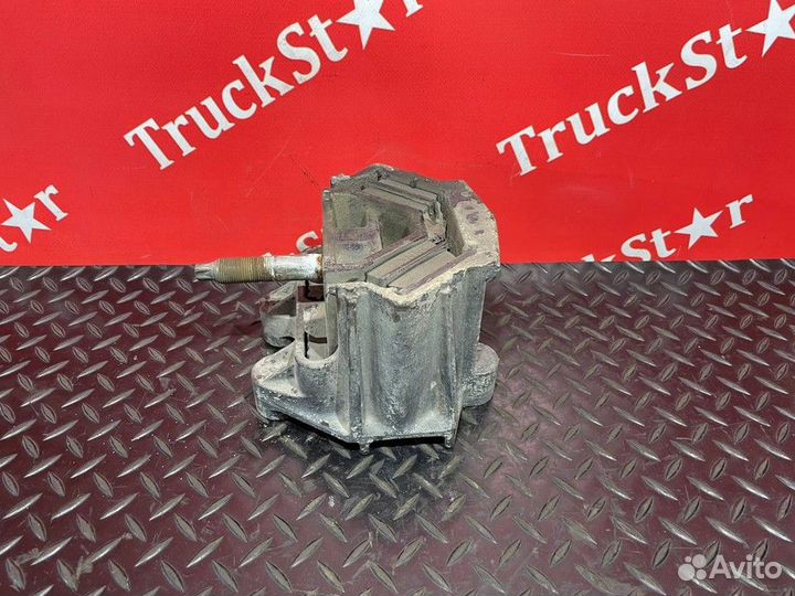 Подушка двигателя передняя