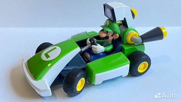 Mario Kart Live: Home Circuit – Luigi Set (Новый)