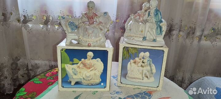Статуэтки фарфоровые