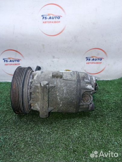 Компрессор кондиционера Renault Megane 2 KM0/1