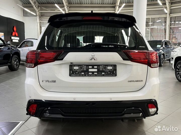 Mitsubishi Outlander 2.4 CVT, 2022