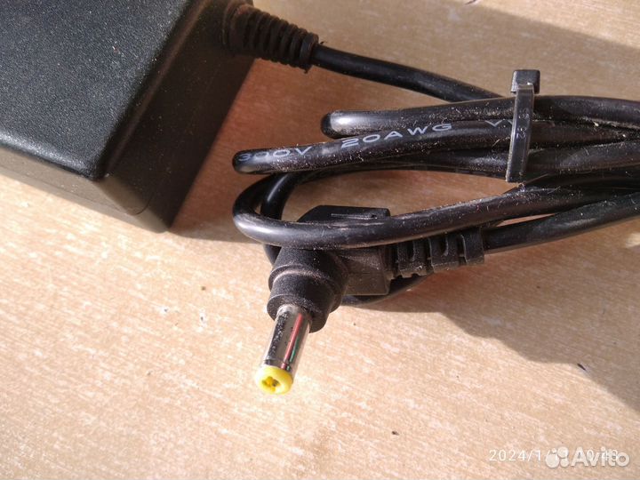 Блок питания 12V 5A