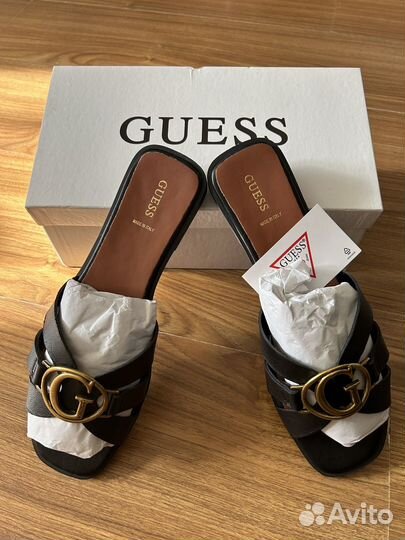 Шлепанцы женские Guess 39