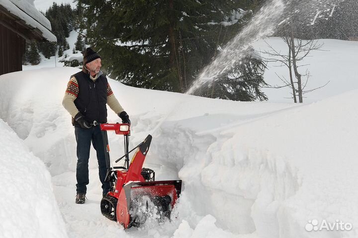 Снегоуборщик бензиновый Honda HSS 655 ET