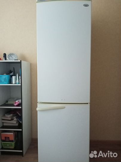 Холодильник 