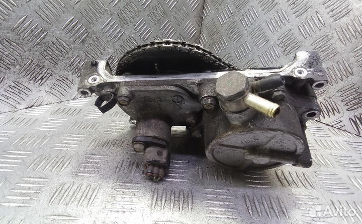 Насос вакуумный Nissan X-Trail