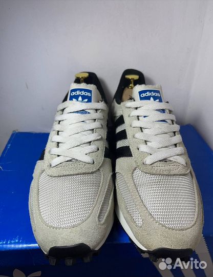 Кроссовки adidas la trainer