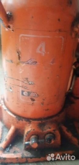 Домкрат телескопический 4т