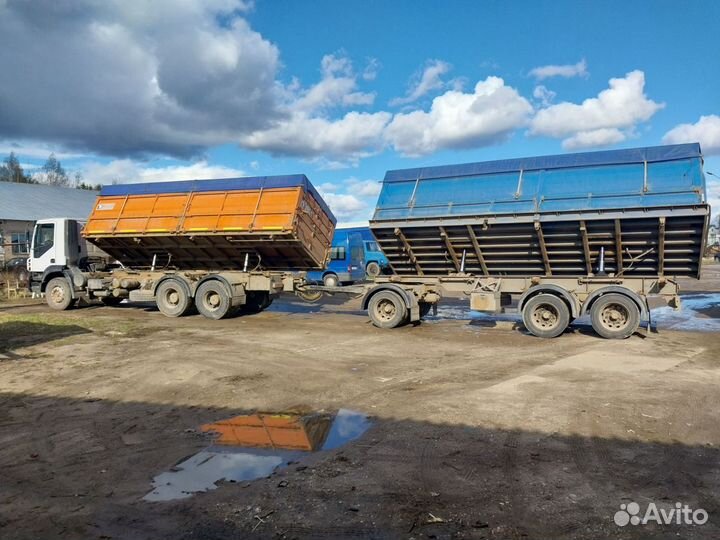 Самосвал 31м³ IVECO Trakker, 2008