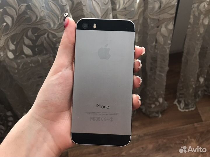 iPhone 5 s 16 гб