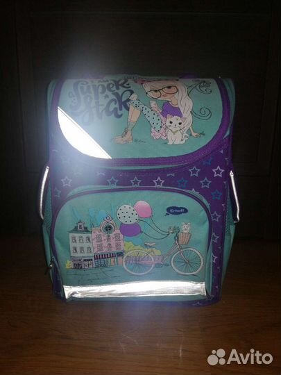 Школьный рюкзак