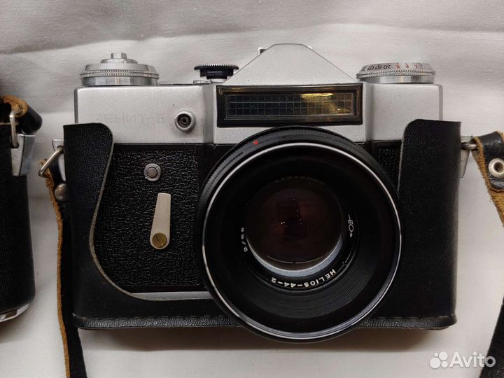 Пленочные фотоаппараты Зенит Е и Зенит TTL