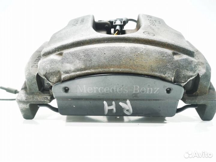 Суппорт тормозной передний правый Mercedes-Benz