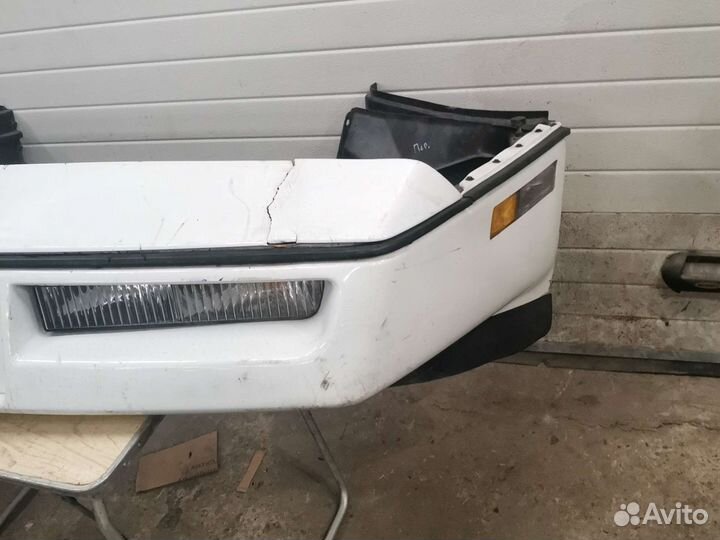 Бампер передний Chevrolet Corvette C4