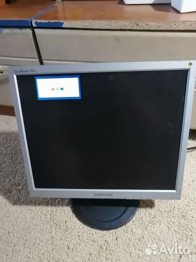 Монитор Samsung