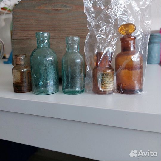 Маленькие винтажные флаконы стеклянные набор