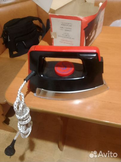 Утюг новый