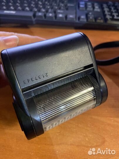 Вспышка Nikon SS-20