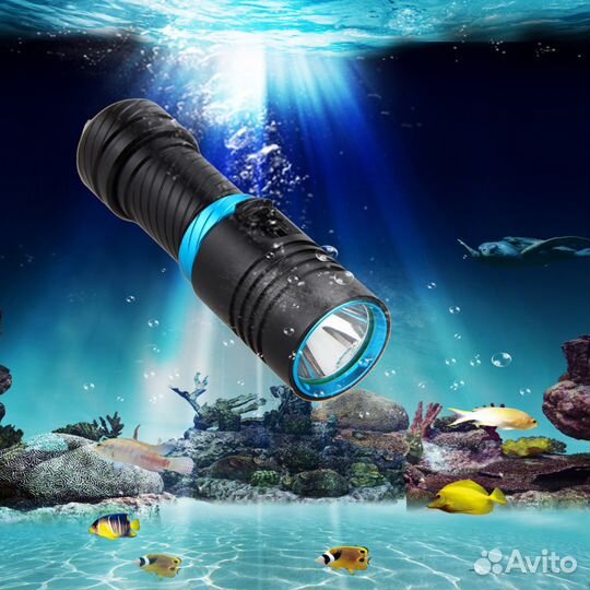 Яркий подводный фонарь для дайвинга