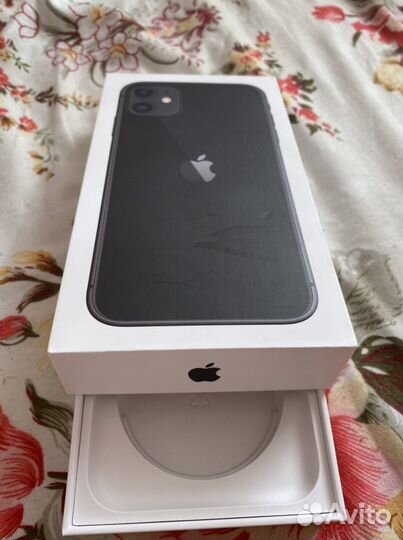 iPhone 11, 128 ГБ