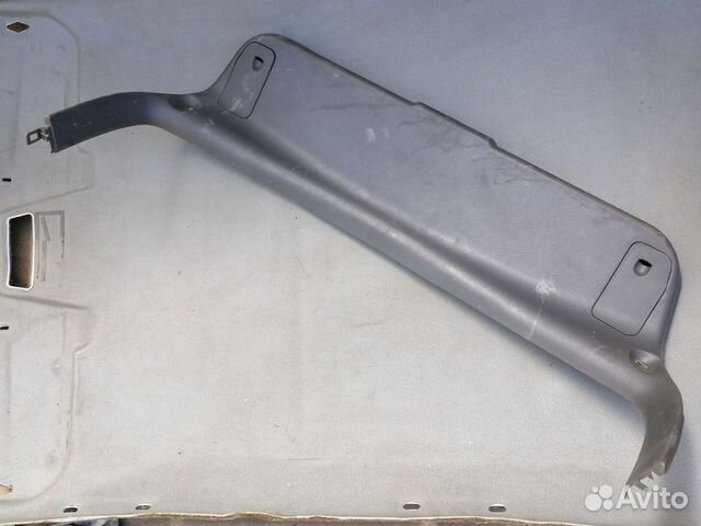 Обшивка двери багажника Mazda 626 (GE) 1992-97