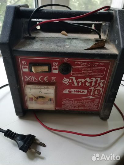 Зарядное устройство helvi Artik 10