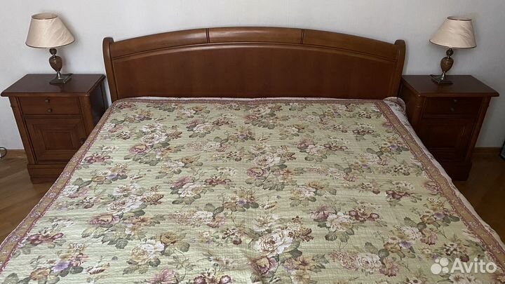 Кровать двухспальная 180 200 из массива