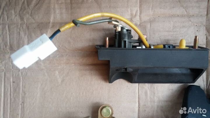 Hyundai Grandeur ручка крышки багажника 2005-2011г