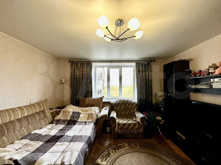 2-к. квартира, 64,2 м², 4/5 эт.