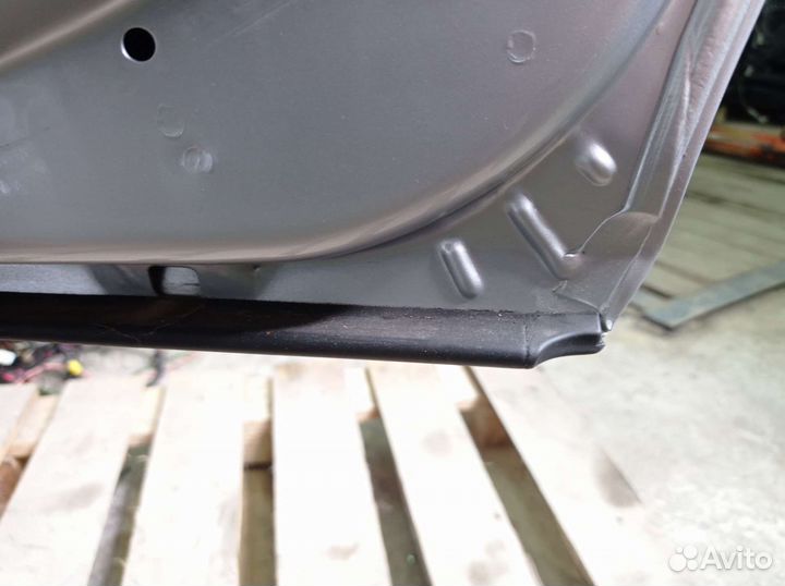 Дверь задняя W203