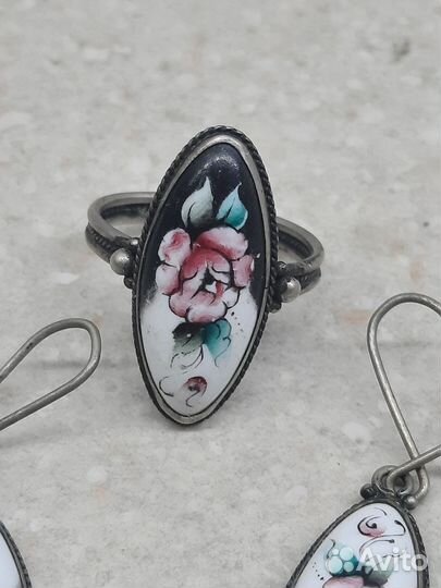 Финифть кольцо и серьги,ссср