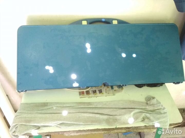 Стол раскладной с 4мя стульями и зонтиком