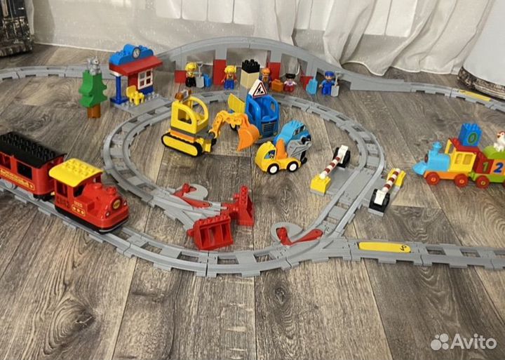 Lego поезд + несколько наборов