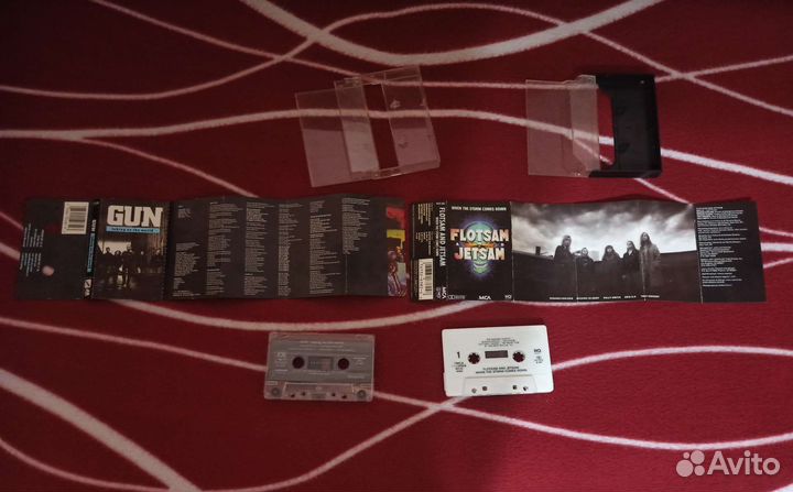 Аудиокассеты с записью,производства USA