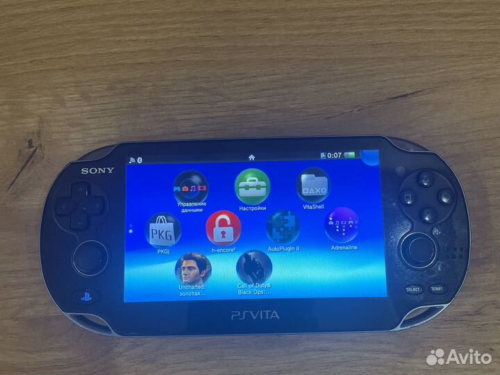 Sony ps Vita pch-1008