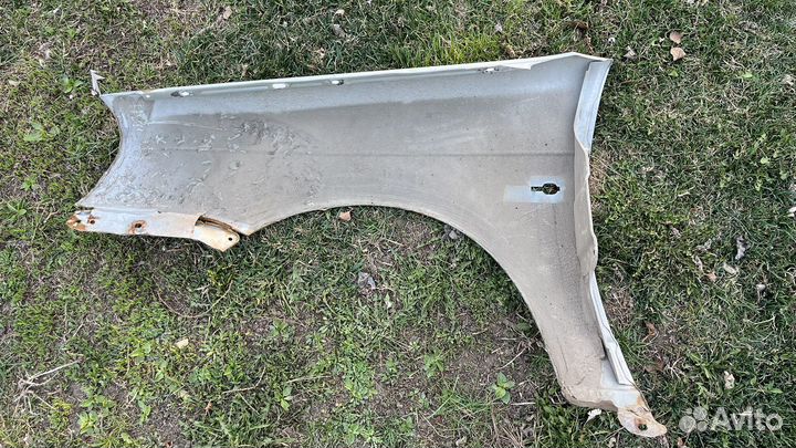 Крыло переднее правое 2170