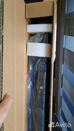 Экран напольный для проектора