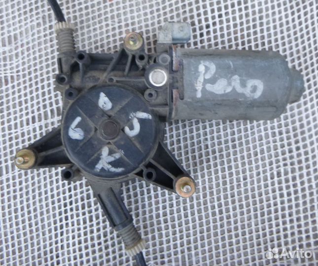 Пежо 605 стеклоподъемник водительский