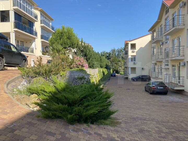 1-к. квартира, 56 м², 3/3 эт.