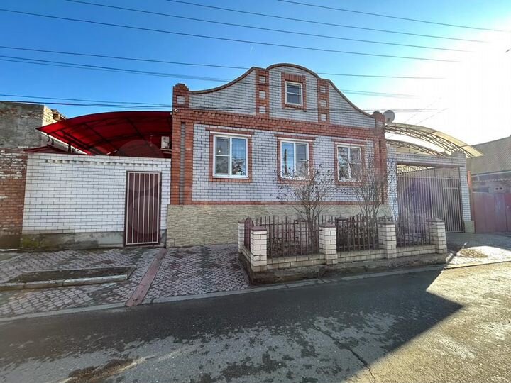 Дом 145 м² на участке 4 сот.