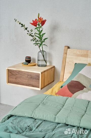 Подвесная прикроватная тумба Fusion из массива