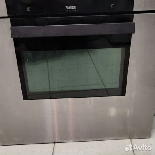 Духовой шкаф Zanussi