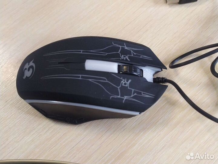 Игровая мышь(новая)
