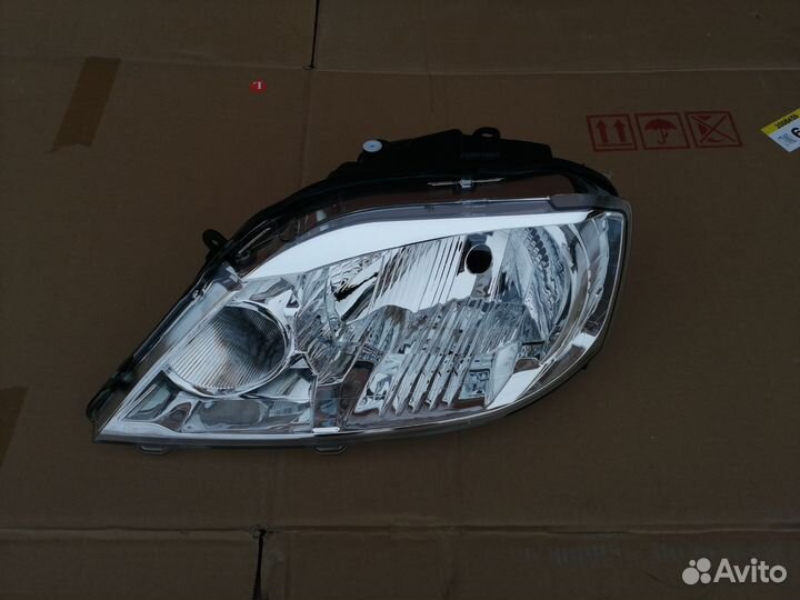 Фара бампер запчасти на Renault Logan