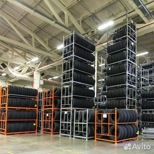 Kumho Solus 4S HA32 215/55 R16