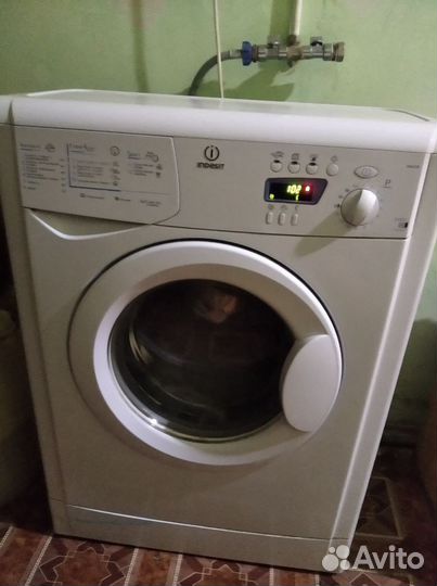 Стиральная машина бу indesit