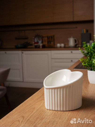 Миска для животных керамическая