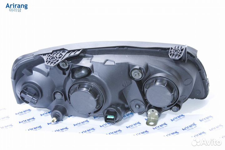 Фара передняя левая Hyundai Elantra 2003-2010