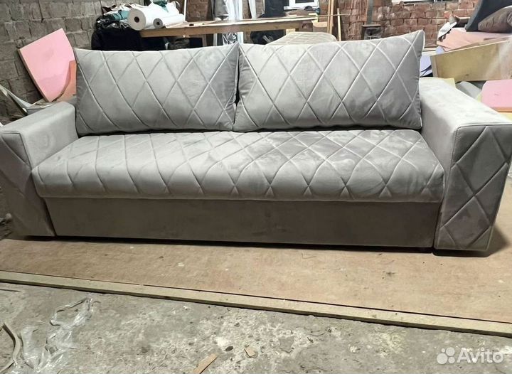 Раскладной диван в наличии